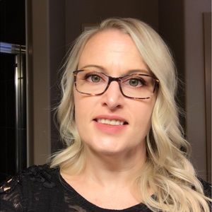 Meet your Posher, Nikolette